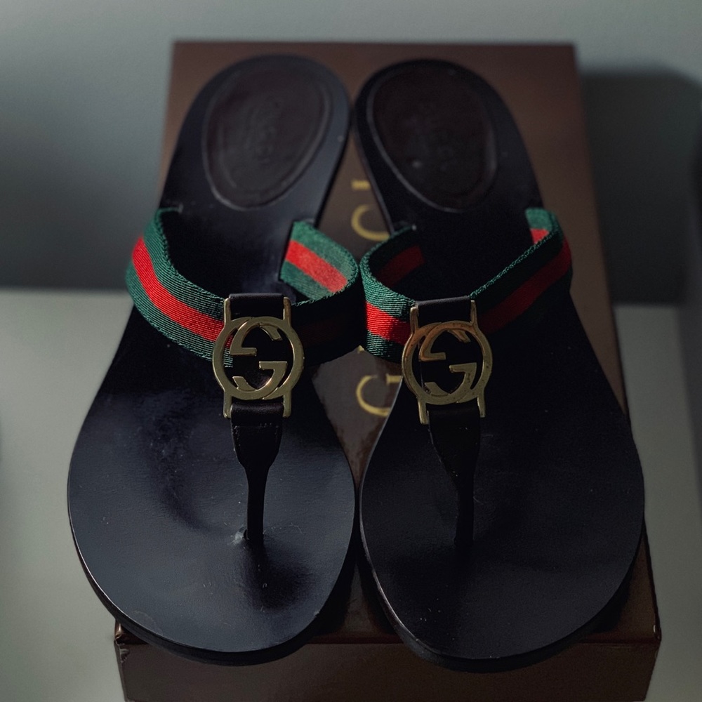 Gucci GG Thong kitten heel sandals Size 7